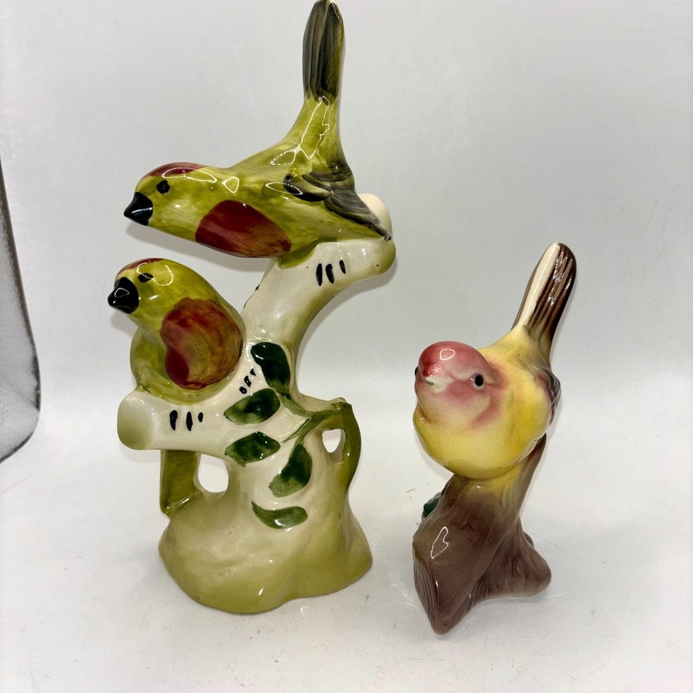 Maddux of California Vintage Ceramic Bird Figurines Set Green Yellow Finch MCM